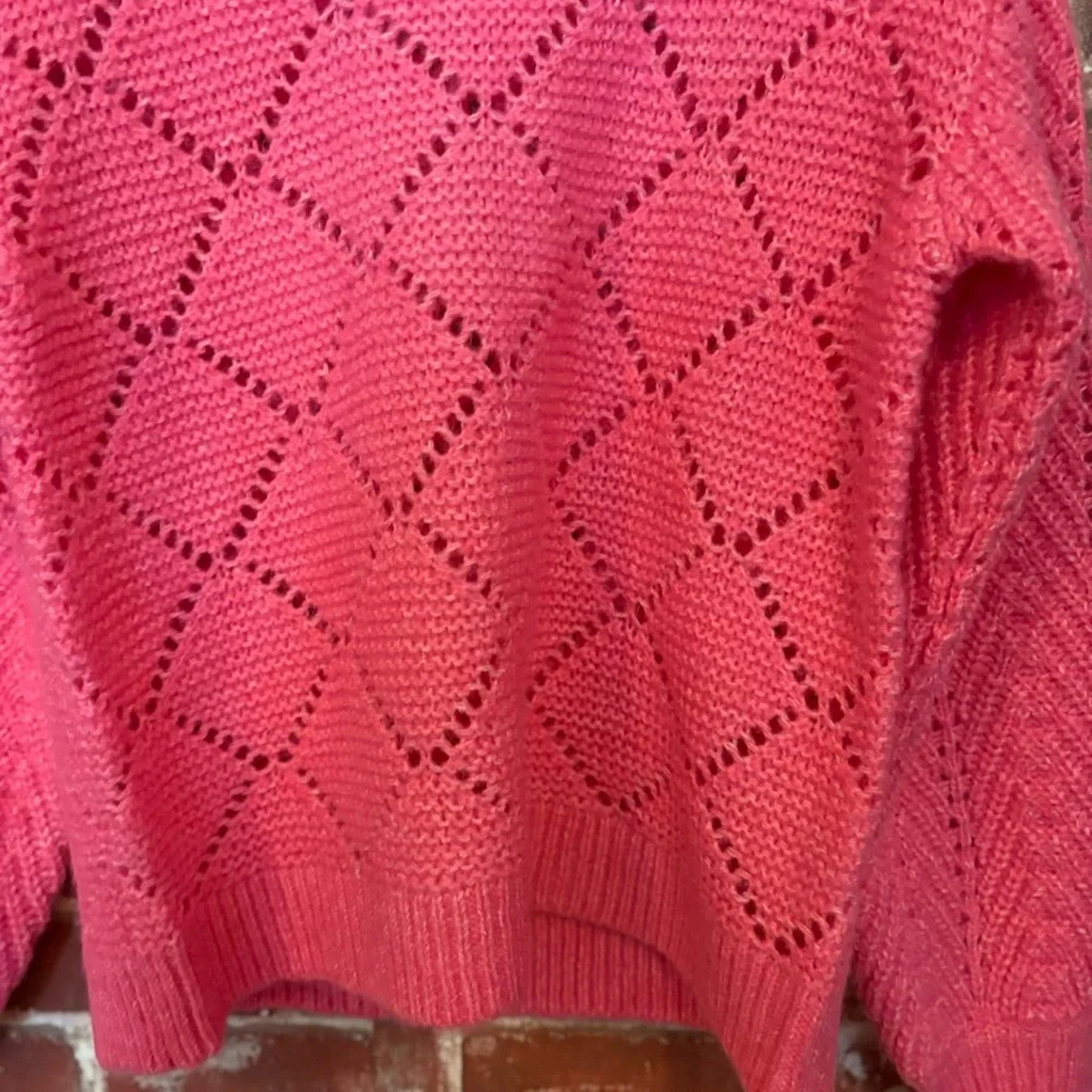 525 America Pink Diamond Knit Women's Sweater - Picture 4 of 5